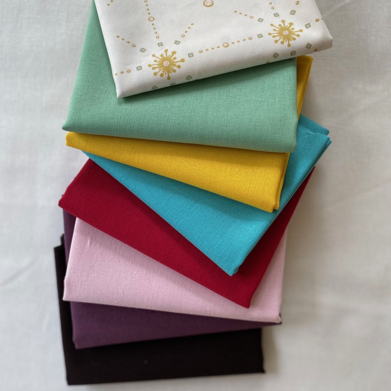 Funfetti! Fat Quarter Bundle, 8 Pack, Essex Linen, Robert Kaufman