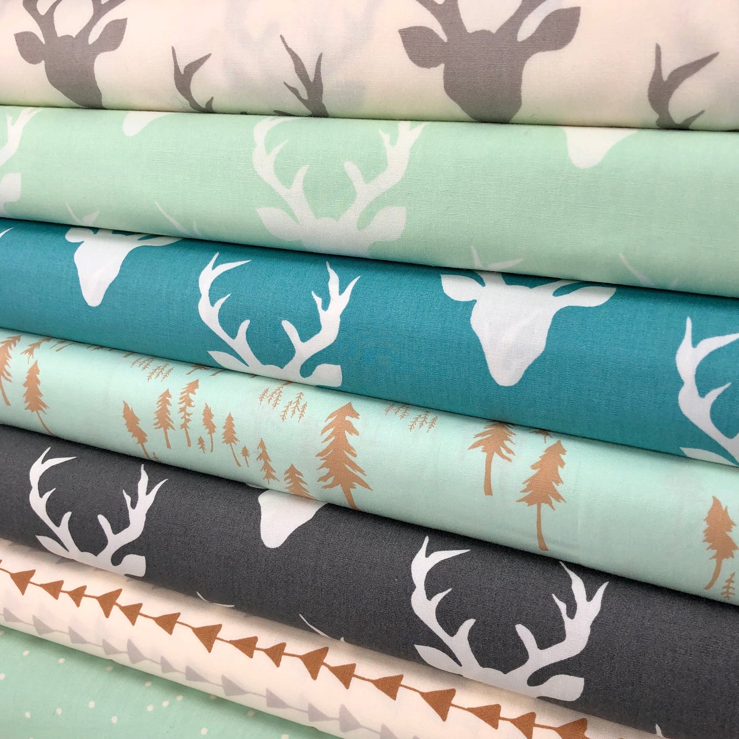 Forest Buck in Mint, Hello Bear Collection, Bonnie Christine, Art Gallery, per 1/2 meter