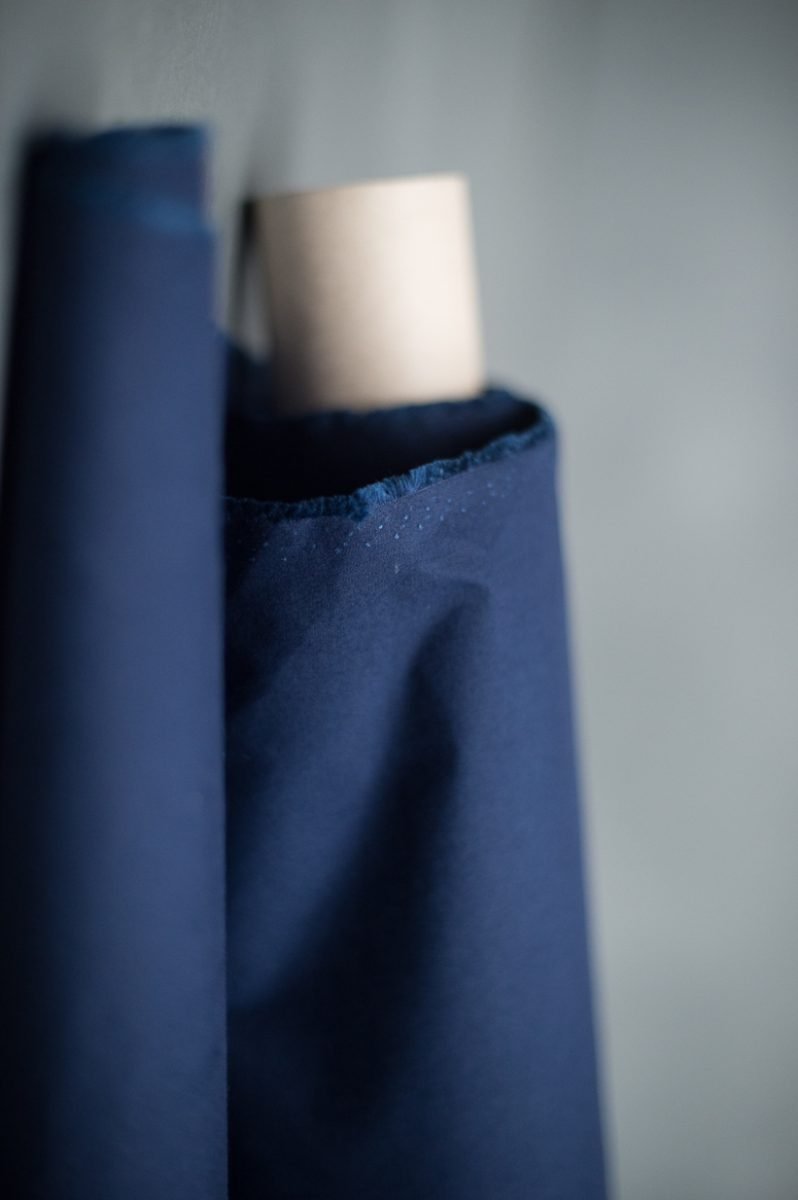 Dry Organic Cotton Oilskin, Navy, Merchant & Mills, per 1/2 meter