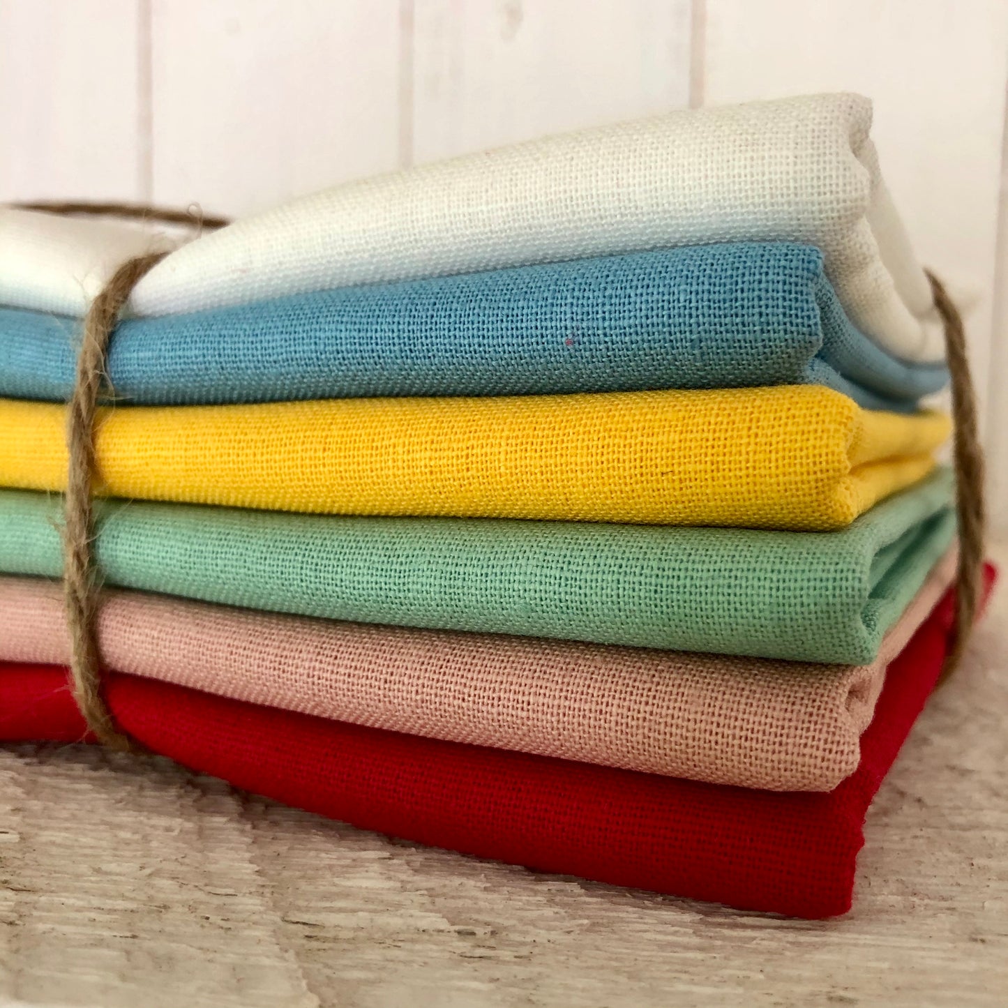 Summer in a Bundle! Fat Quarter Bundle, 6 Pack , Essex Linen, Robert Kaufman