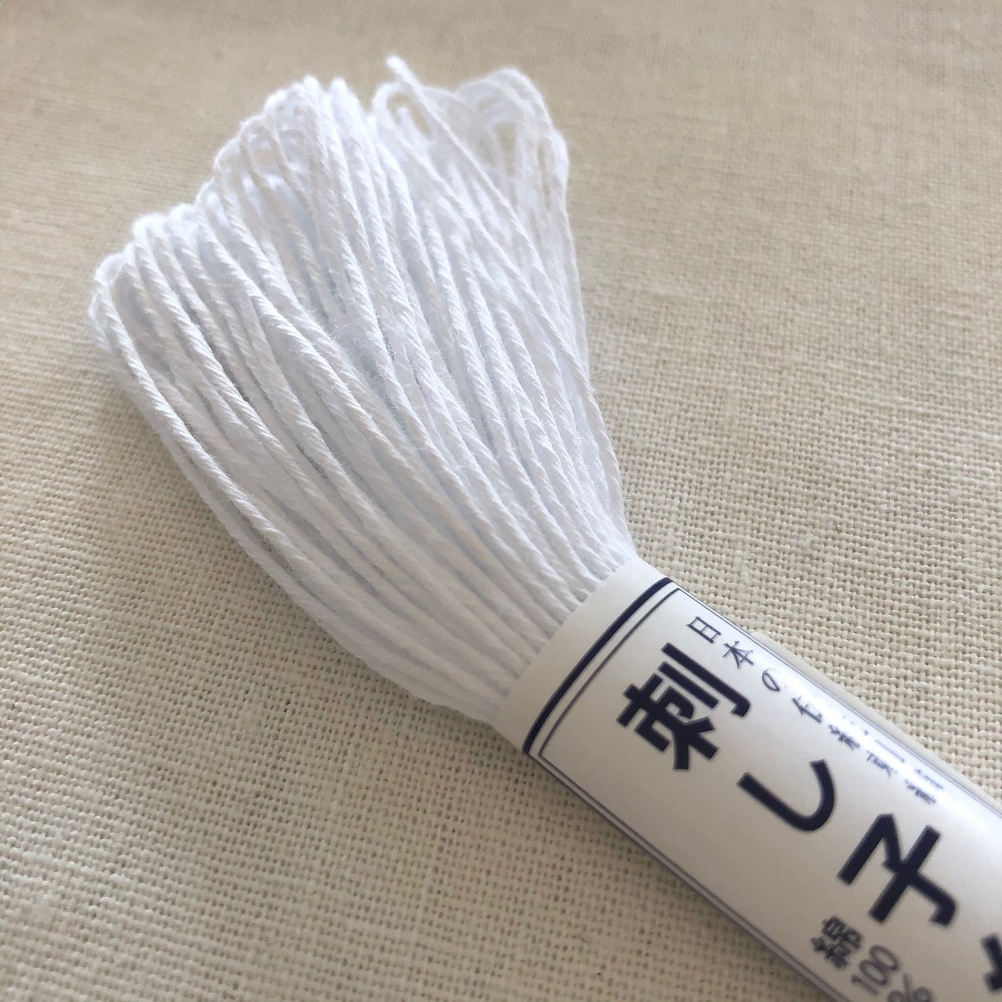 Olympus Sashiko Thread, 22yrds / 20m Skein, White #1