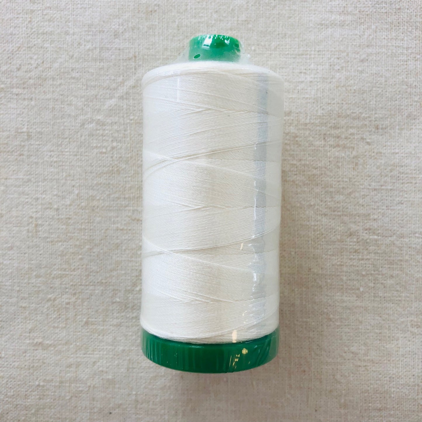 Aurifil Cotton 40 wt Thread, Chalk 2026, 1094 yard spool