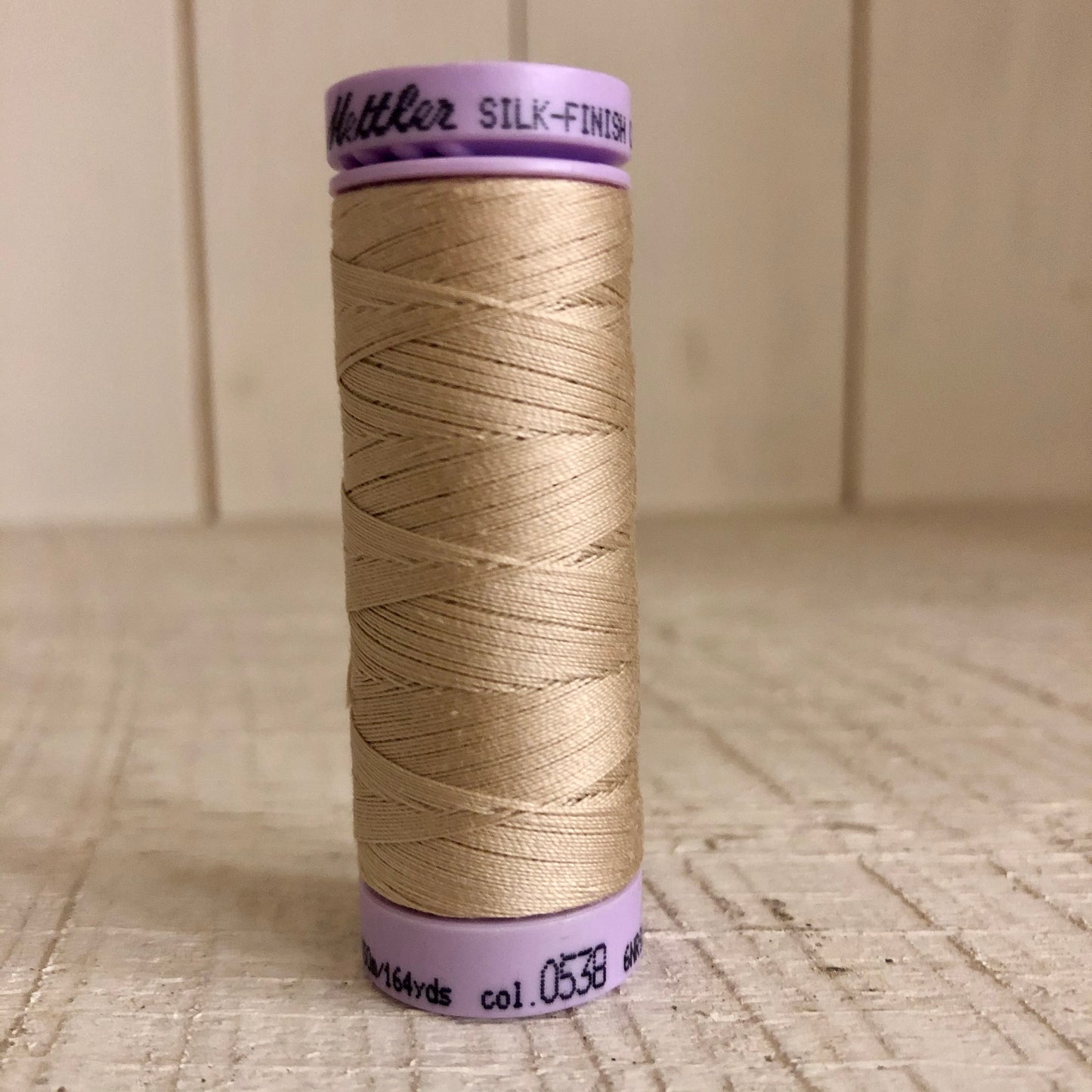 Mettler Silk Finish Cotton Thread, Straw 0538, 150 meter Spool