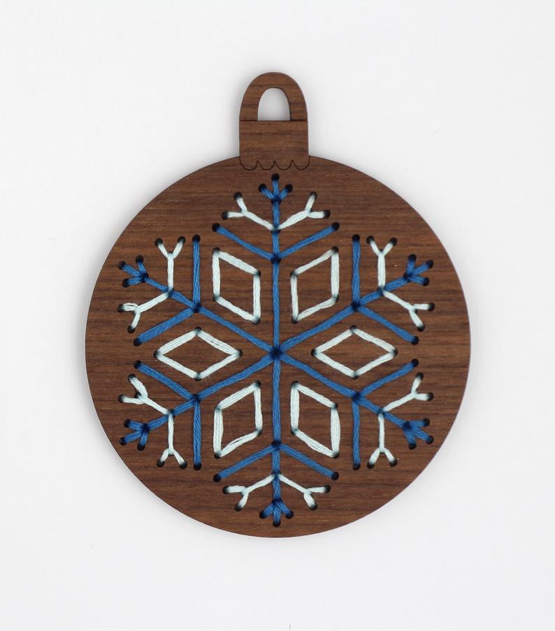 Kiriki Press, Stitched Ornament Kit, Snowflake